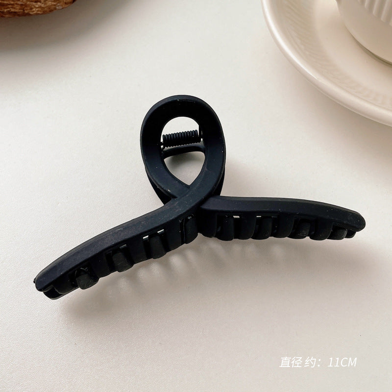 Minimalist hair clip